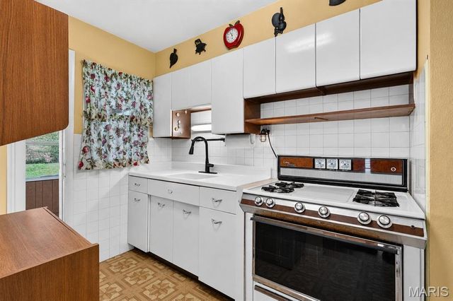 9818 Eastbrook Drive, Unincorporated, MO 63114