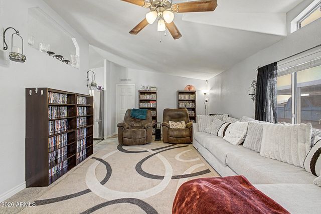 9748 E ESCONDIDO Avenue, Mesa, AZ 85208