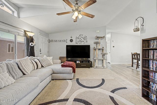9748 E ESCONDIDO Avenue, Mesa, AZ 85208