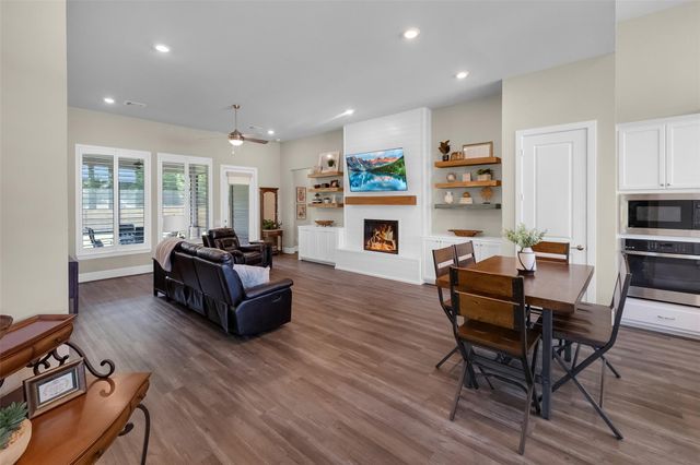 144 Dandelion Way, Montgomery, TX 77316