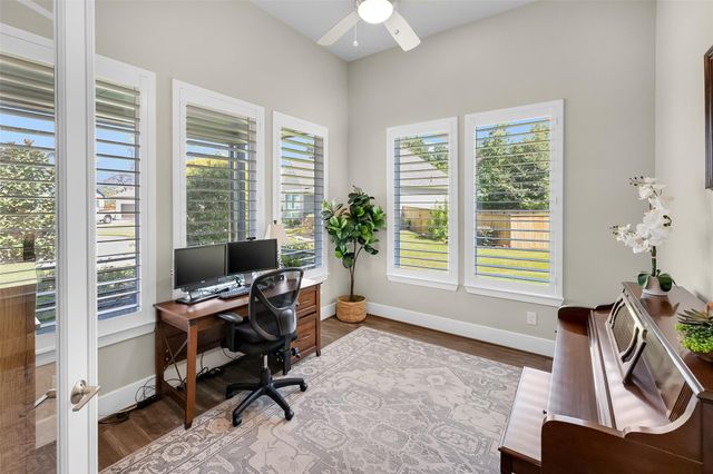 144 Dandelion Way, Montgomery, TX 77316