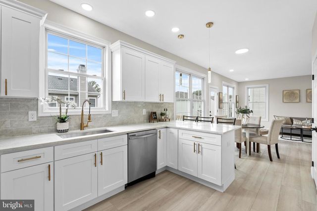 26 SHAWNEE TRL, Burlington, NJ 08016