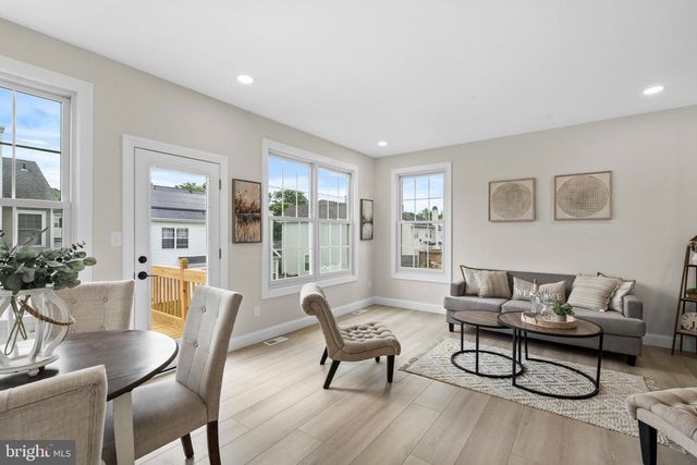 26 SHAWNEE TRL, Burlington, NJ 08016