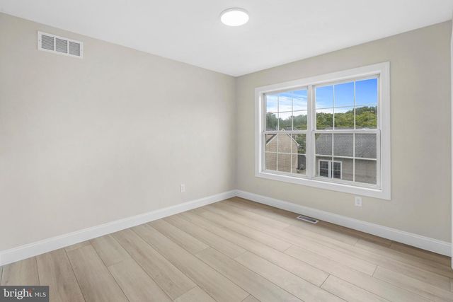 26 SHAWNEE TRL, Burlington, NJ 08016