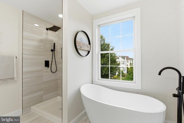 26 SHAWNEE TRL, Burlington, NJ 08016