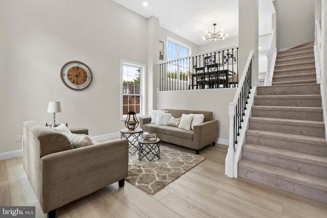 26 SHAWNEE TRL, Burlington, NJ 08016