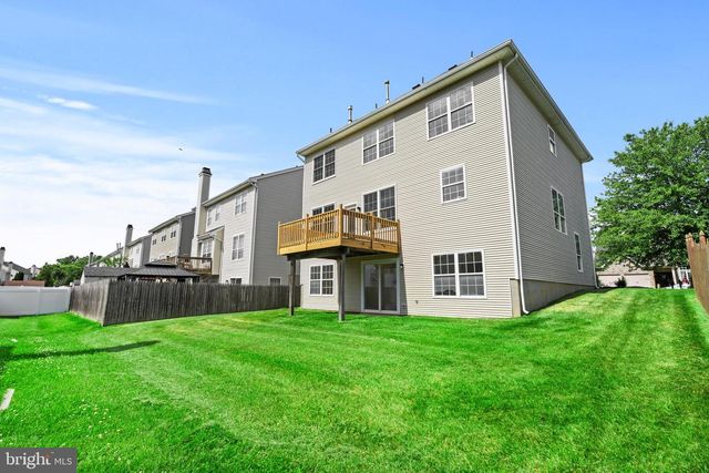 26 SHAWNEE TRL, Burlington, NJ 08016