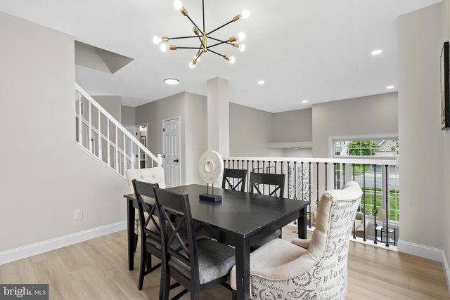 26 SHAWNEE TRL, Burlington, NJ 08016