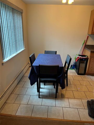 96 Jervis Avenue 96, Farmingdale, NY 11735