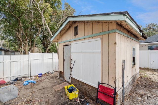 605 DANVERS STREET, Eustis, FL 32726