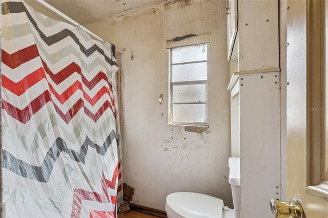 605 DANVERS STREET, Eustis, FL 32726