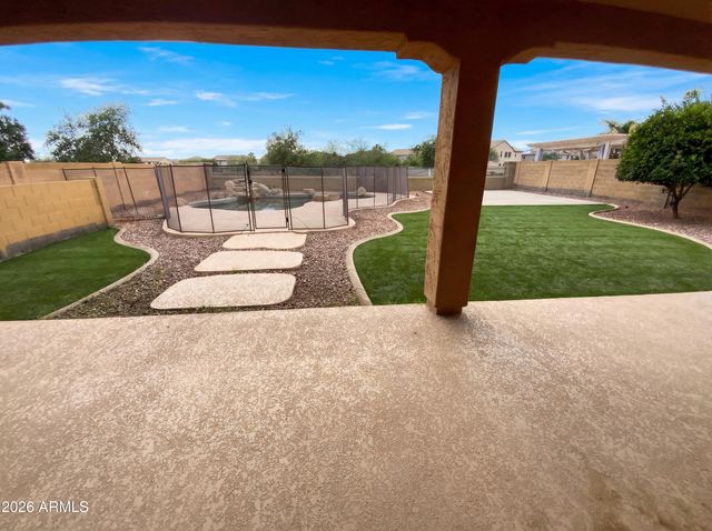 18133 W GOLDEN Lane, Waddell, AZ 85355