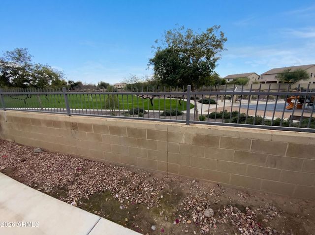 18133 W GOLDEN Lane, Waddell, AZ 85355