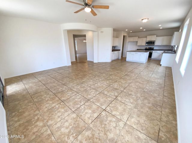 18133 W GOLDEN Lane, Waddell, AZ 85355