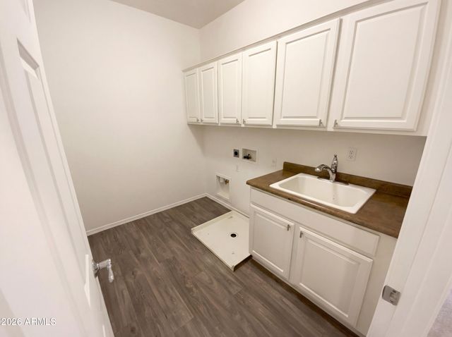 18133 W GOLDEN Lane, Waddell, AZ 85355