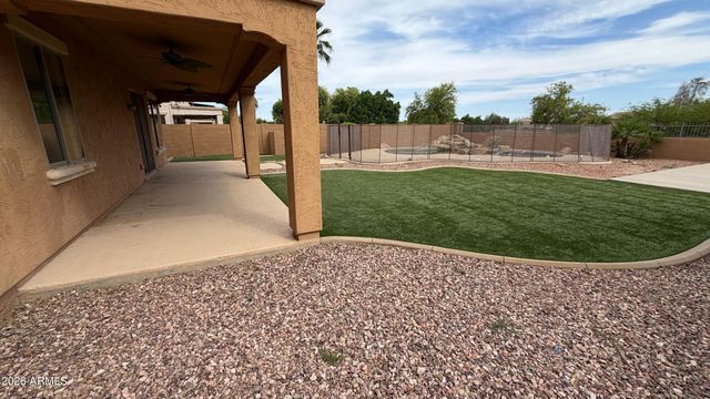 18133 W GOLDEN Lane, Waddell, AZ 85355