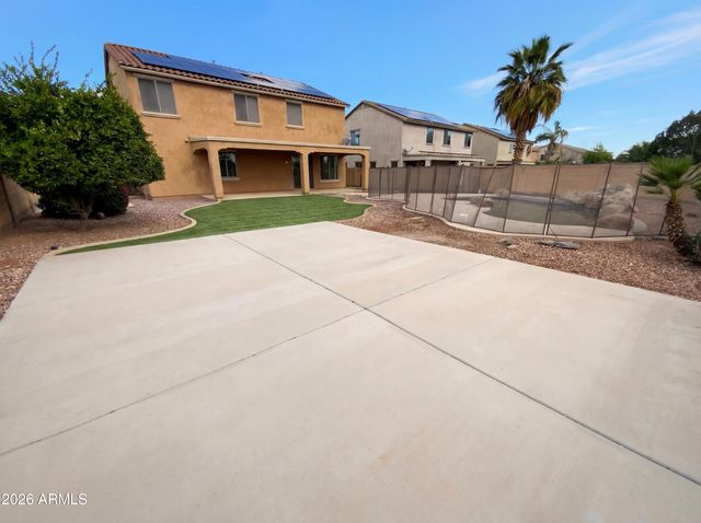 18133 W GOLDEN Lane, Waddell, AZ 85355
