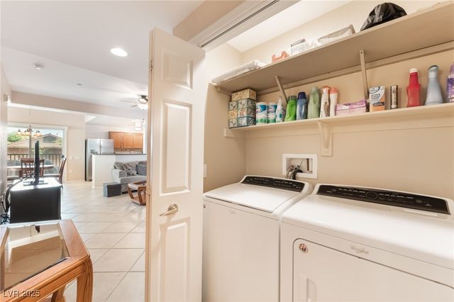 6770 Caporetto Lane 102, North Las Vegas, NV 89084