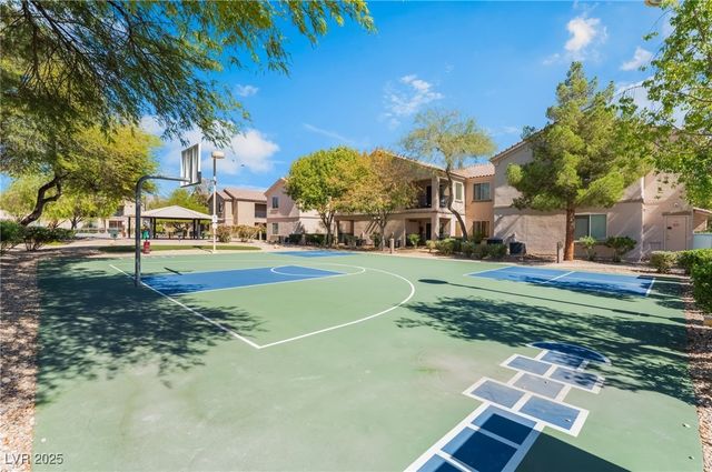 6770 Caporetto Lane 102, North Las Vegas, NV 89084