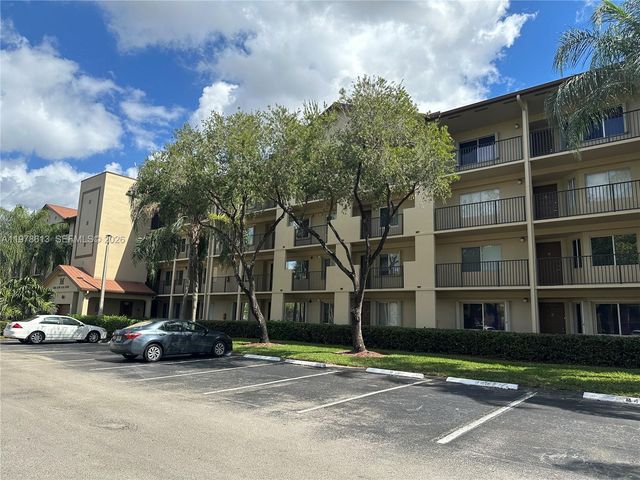 901 SW 141st Ave 109M, Pembroke Pines, FL 33027