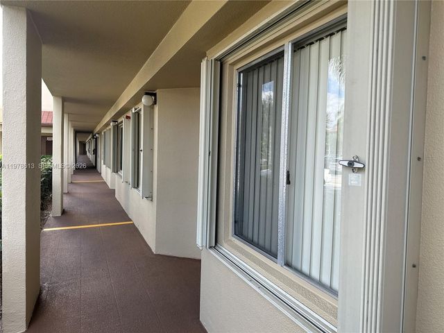 901 SW 141st Ave 109M, Pembroke Pines, FL 33027