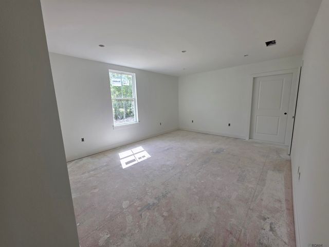 12079 Pendarvis Ln, Walker, LA 70785
