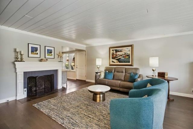 4400 Capri Way, Sacramento, CA 95822