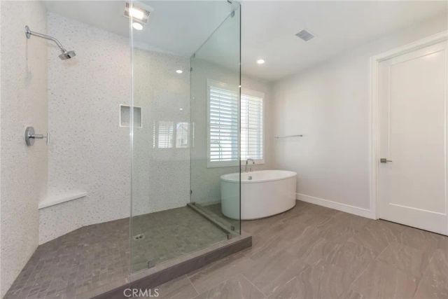 121 Linda Vista, Irvine, CA 92618