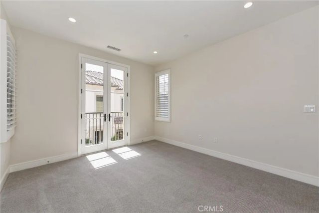 121 Linda Vista, Irvine, CA 92618