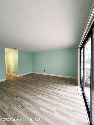 158 Augusta Way E, Melbourne, FL 32940