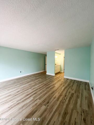 158 Augusta Way E, Melbourne, FL 32940