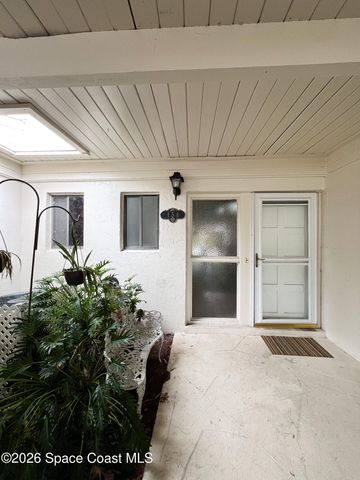 158 Augusta Way E, Melbourne, FL 32940