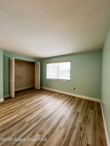 158 Augusta Way E, Melbourne, FL 32940