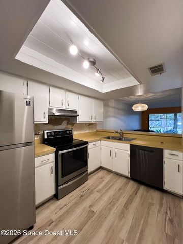 158 Augusta Way E, Melbourne, FL 32940