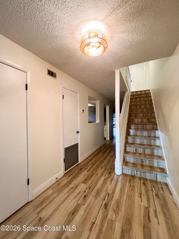 158 Augusta Way E, Melbourne, FL 32940