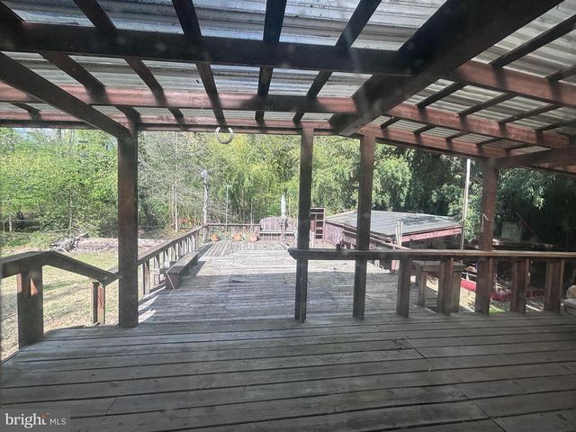 33-35 PADUCAH RD, Mount Holly, NJ 08060