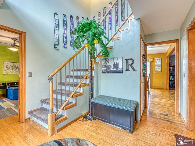 20087 Herzog Drive, Rockwood, MI 48173