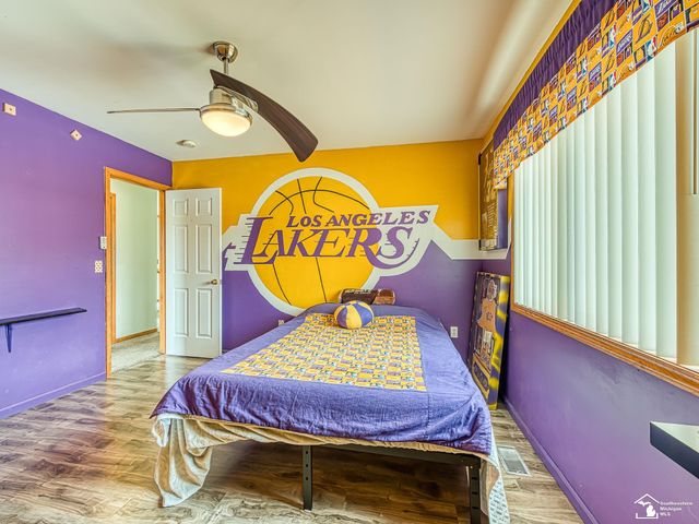 20087 Herzog Drive, Rockwood, MI 48173