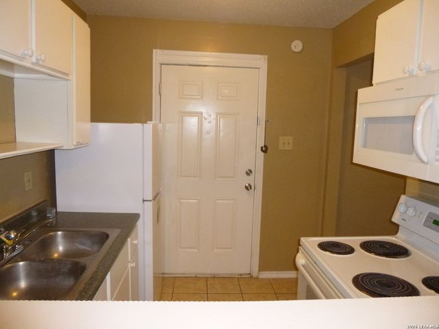 404 Donaldson Ave Rear, San Antonio, TX 78201