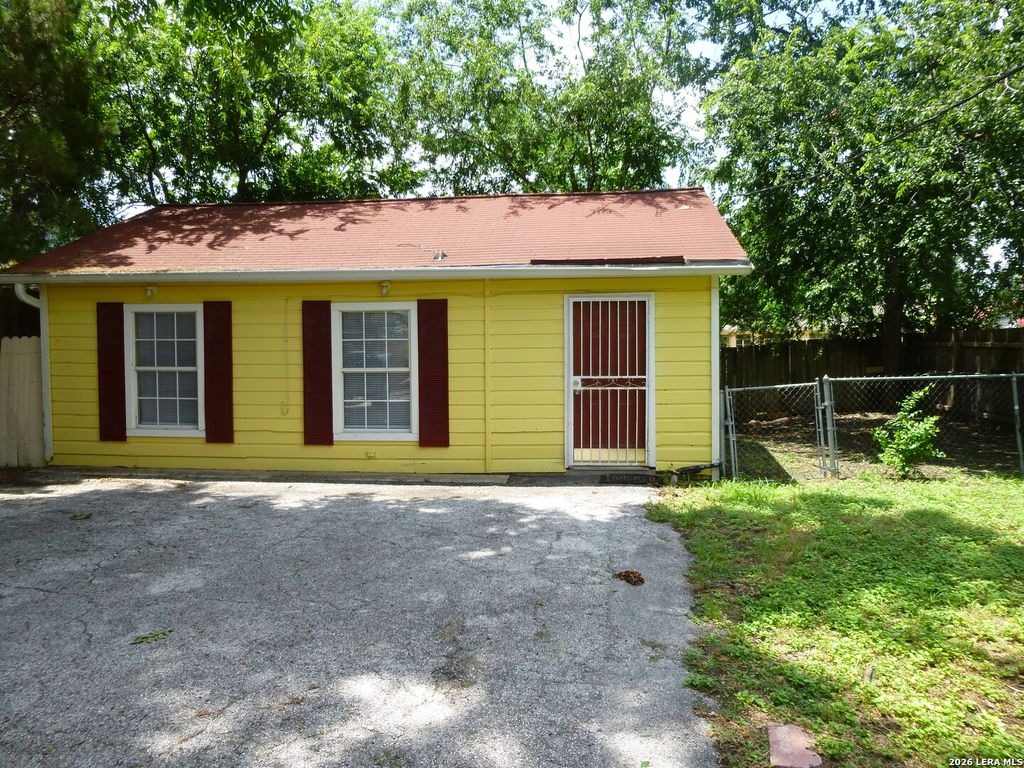 404 Donaldson Ave Rear, San Antonio, TX 78201
