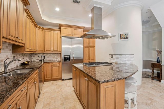 3841 W AZEELE STREET, Tampa, FL 33609