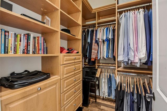 3841 W AZEELE STREET, Tampa, FL 33609