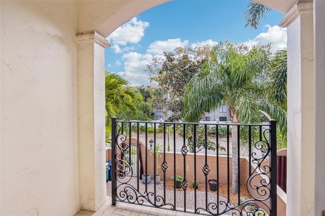 3841 W AZEELE STREET, Tampa, FL 33609