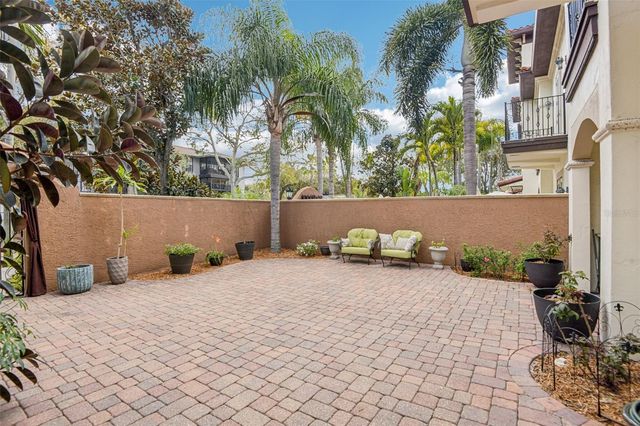 3841 W AZEELE STREET, Tampa, FL 33609