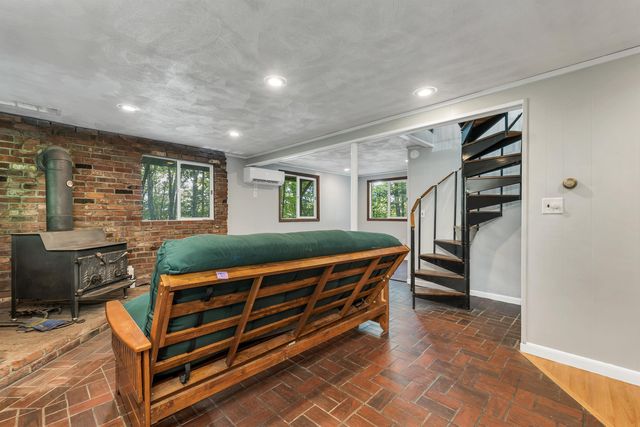 2832 New Hampshire Route 175, Thornton, NH 03285