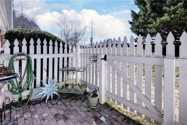 1502 Westgate CIR, Williamsburg, VA 23185