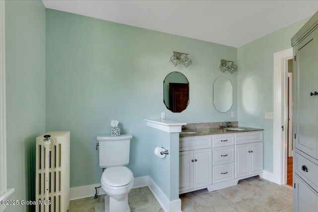 945 Morgan Avenue, Niskayuna, NY 12309