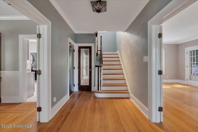 945 Morgan Avenue, Niskayuna, NY 12309