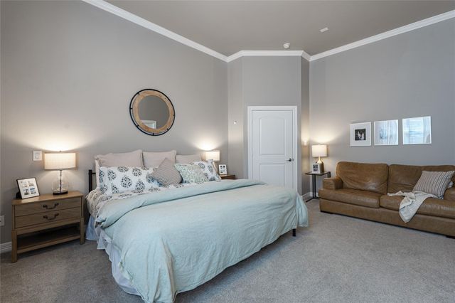 930 Mckinney Park Lane, Houston, TX 77003