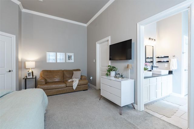930 Mckinney Park Lane, Houston, TX 77003